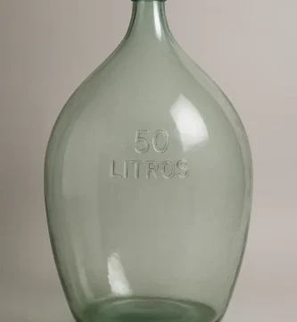 garrafa de cristal de 50 litros